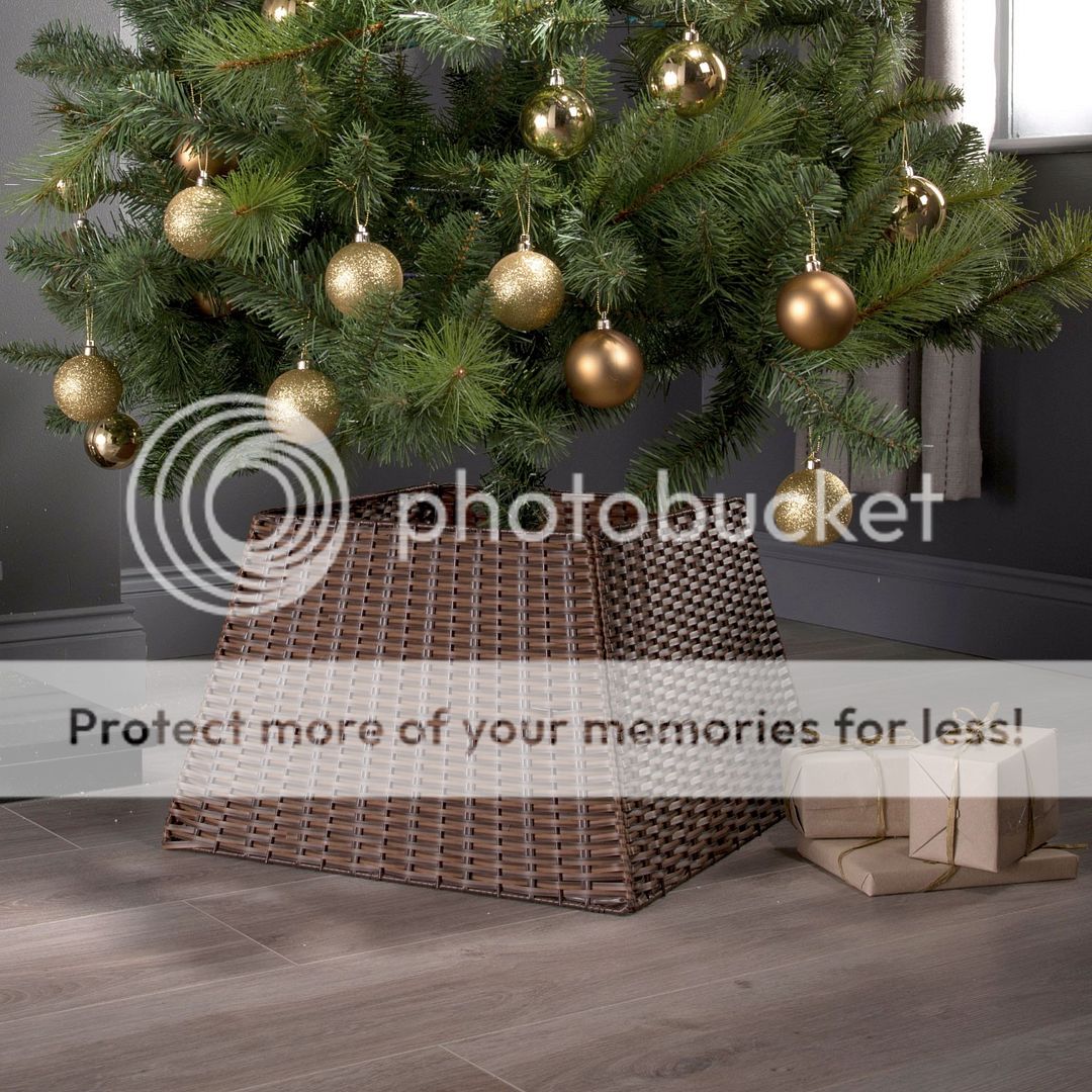 Large Willow Christmas Tree Skirt Xmas Rattan Wicker Natural Base Cover